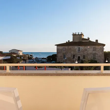 Nina Hotel Marina Di Bibbona