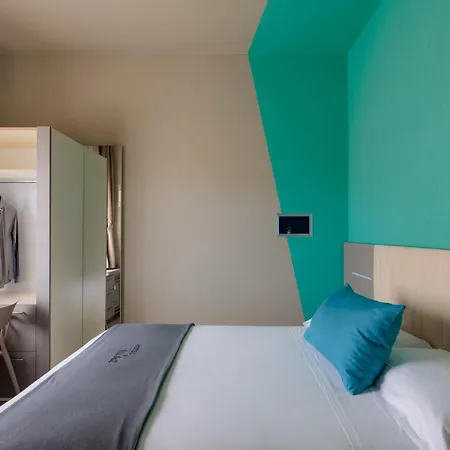 Nina Hotel