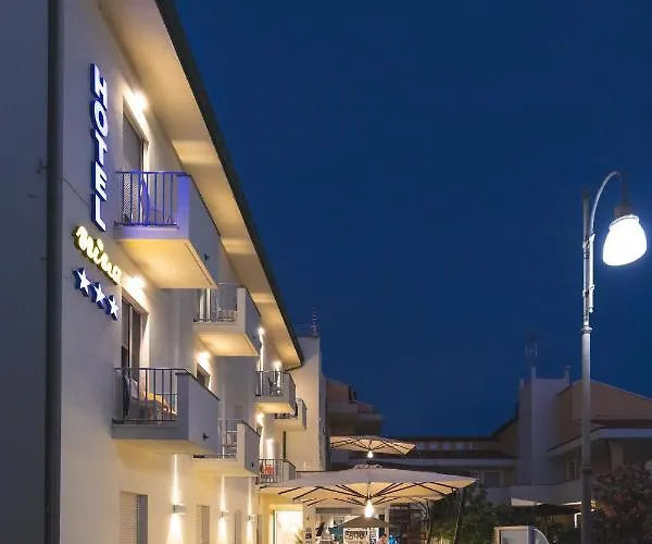 尼娜酒店 酒店 3*